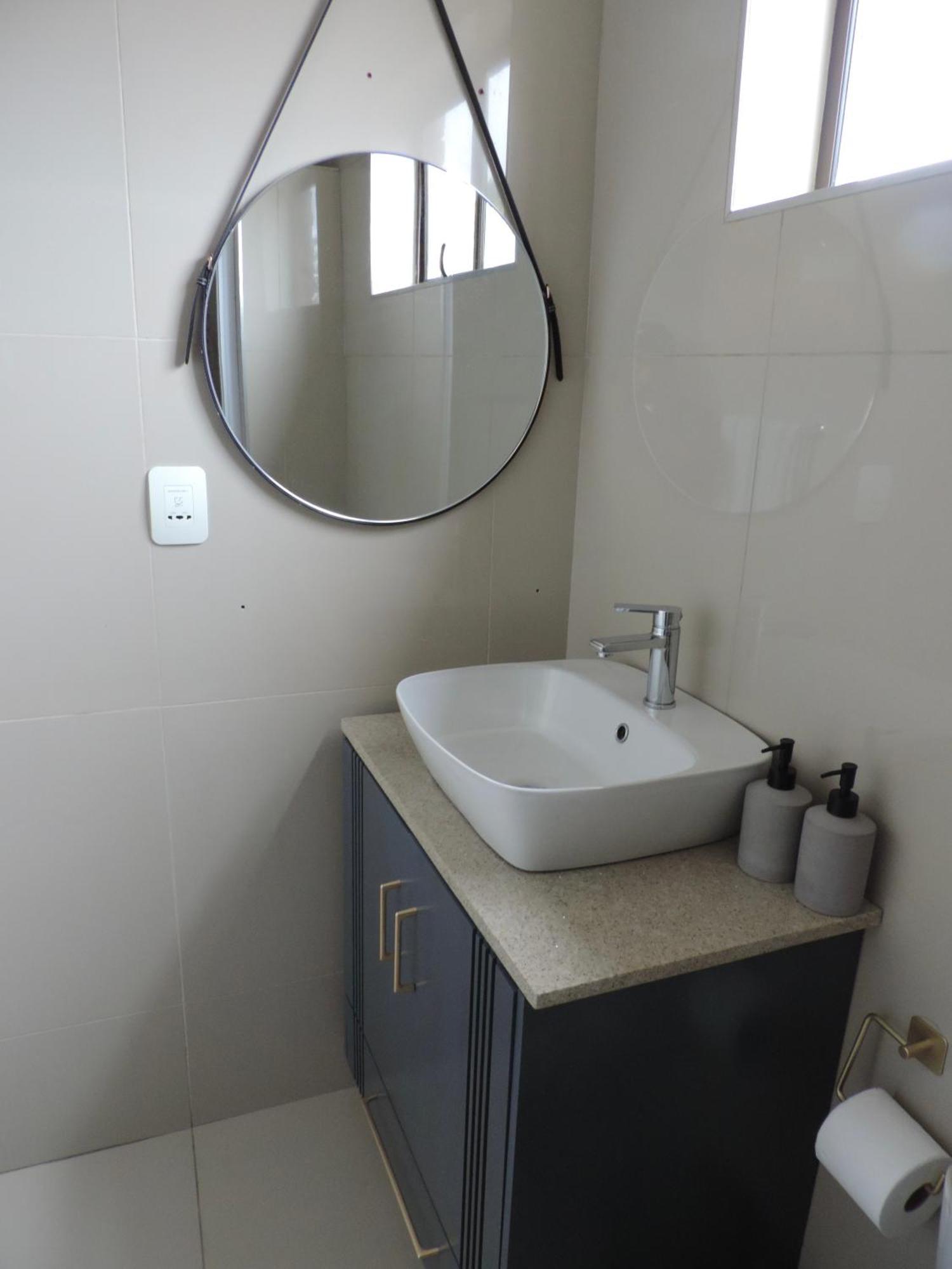 Apartamento Retreat Cozy Near Attractions *